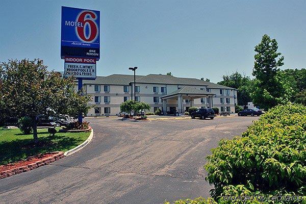 Motel 6-Columbia, Mo - East Exterior photo