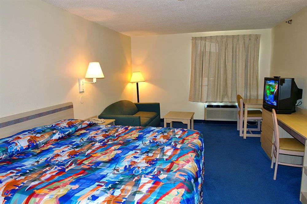 Motel 6-Columbia, Mo - East Room photo